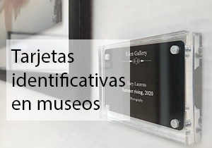 Tarjetas identificativas en museos y galerias de arte